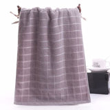 serviette de bain coton à carreaux gris
